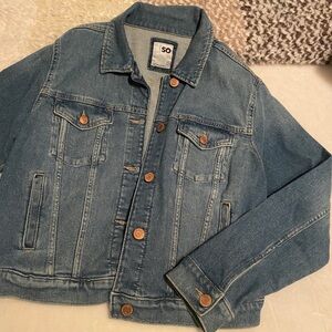 SO Women’s Essential Denim Brass Button Jacket